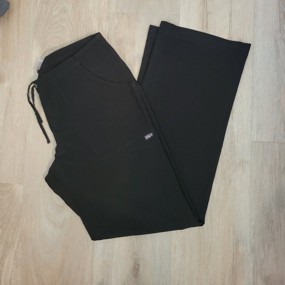 Black Patagonia pants size 6 - Picture 2 of 4